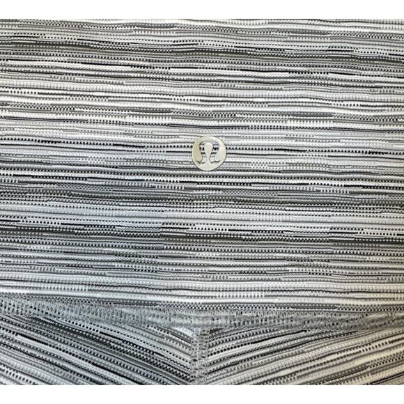 Lululemon High Times Pant leggings Cyber Stripe White‎ Silver Fox W5LGNS Size 10 - Picture 3 of 11